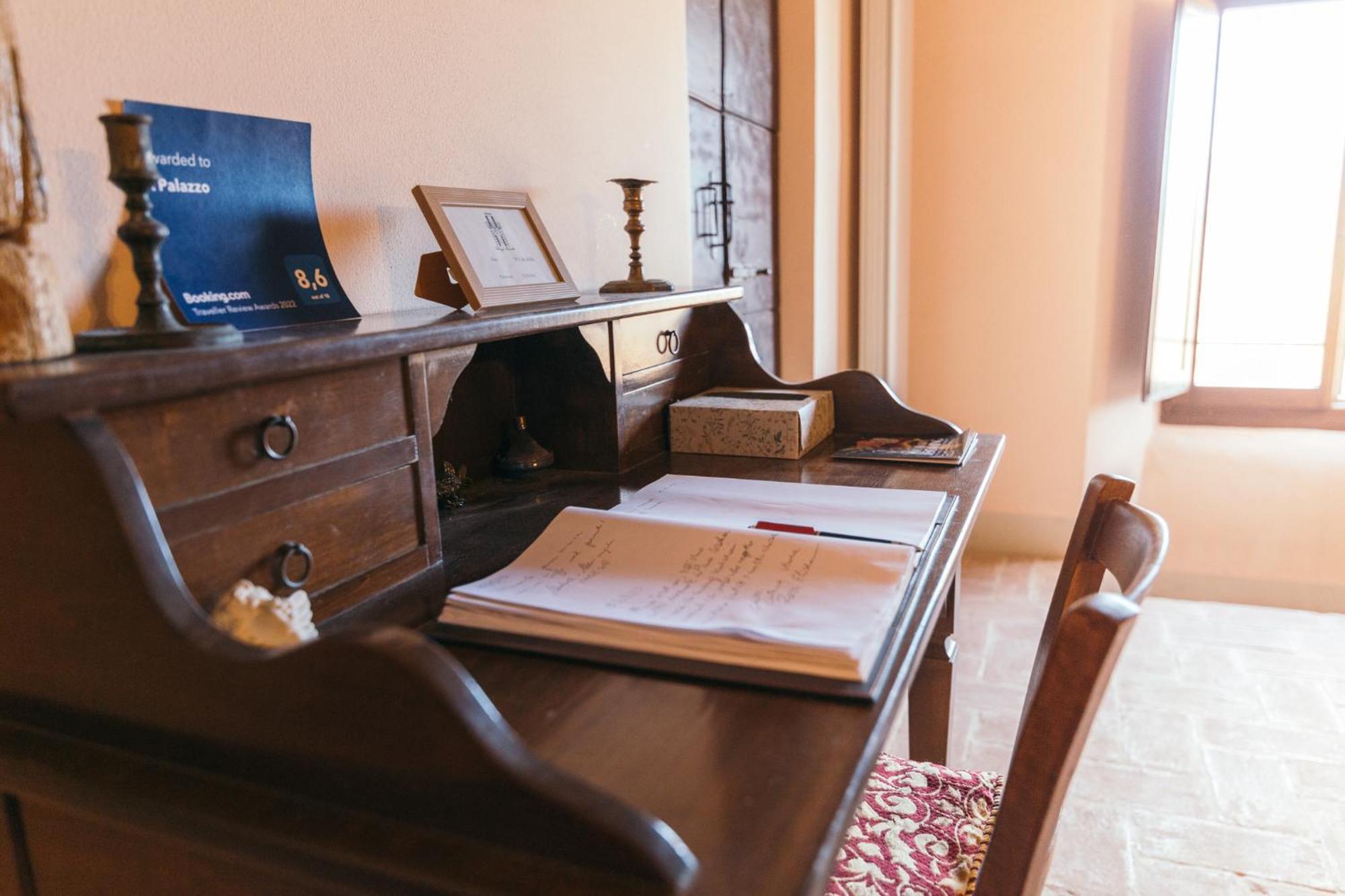 לינה וארוחת בוקר פרגולה A Palazzo מראה חיצוני תמונה